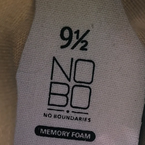 No Boundaries Leopard-Print High-Top Sneakers in Tan, Black & White - Picture 4 of 4